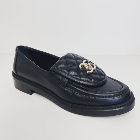 CHANEL Quilted CC Turn Lock Loafer 36C Black Leather Gold Logo Hardware - Picture 7 of 13
